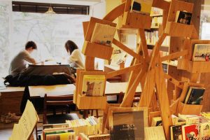 天狼院書店福岡の場所はどこ？川代紗生（かわしろさき）店長のブログも気になる！