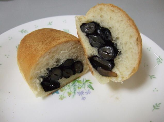 黒豆パン