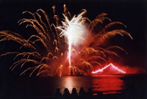 芥屋の大門納涼花火大会2019中止で理由は？過去の花火大会振り返り