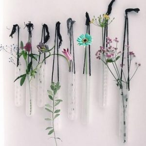 篠崎恵美（エデンワークス）の年齢は？ドライフラワーの値段や通販も調査！