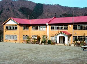 角皆尚宏（つのがいたかひろ）木造校舎カメラマンの写真集がステキ！