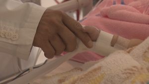 笠原群生のパワハラ成育とか必要ない手術って何？病院も気になる！