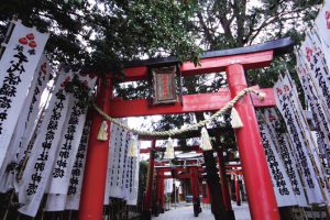 おちょぼさん(千代保稲荷神社)の初詣2025の混雑と口コミは？屋台も調査
